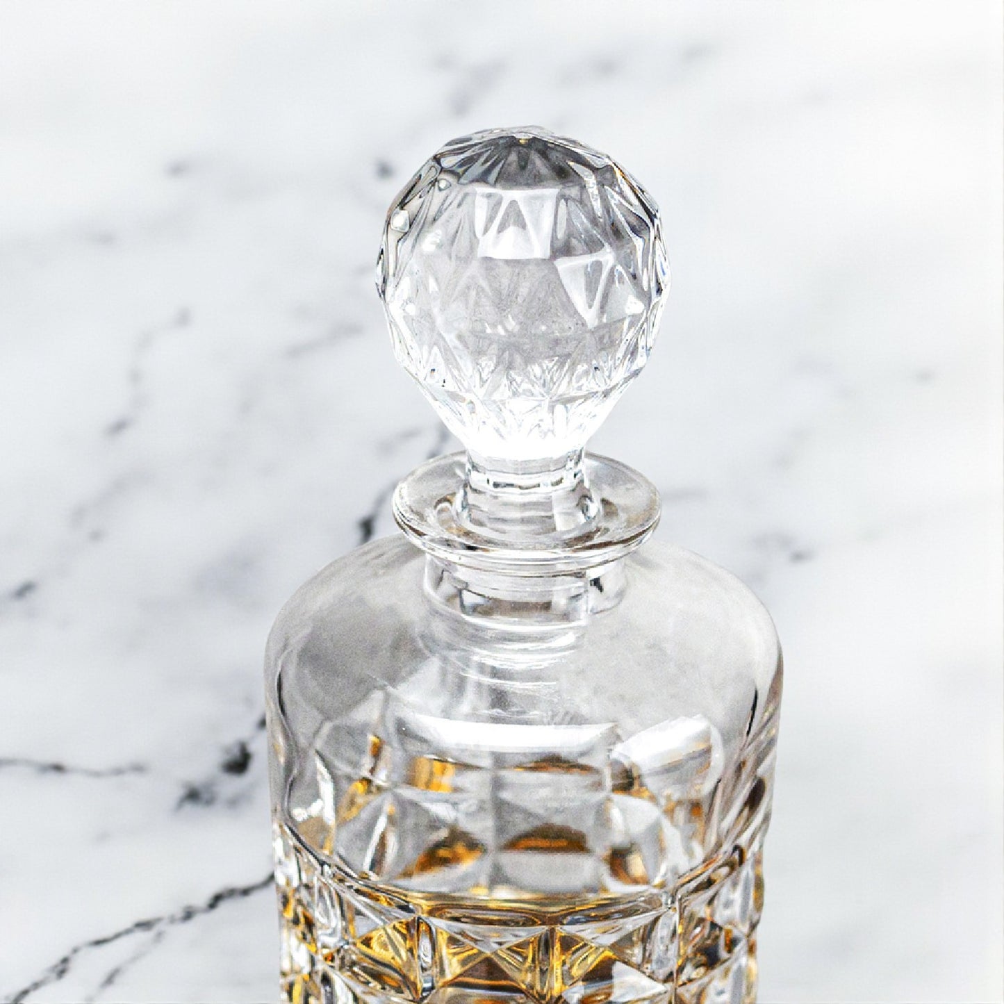 Diamond Whiskey Decanter by Memories and Effects - Set of 6