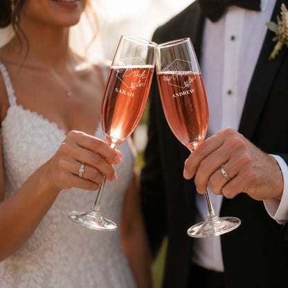 Engraved Bride and Groom: Personalized Wedding Toasting Flute Glasses (Set of 2)