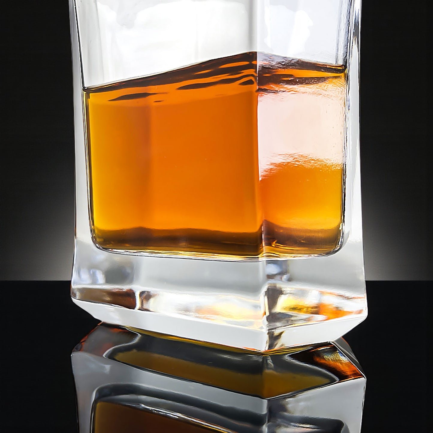 Capitol Whiskey Decanter by Memories and Effects - Set of 6