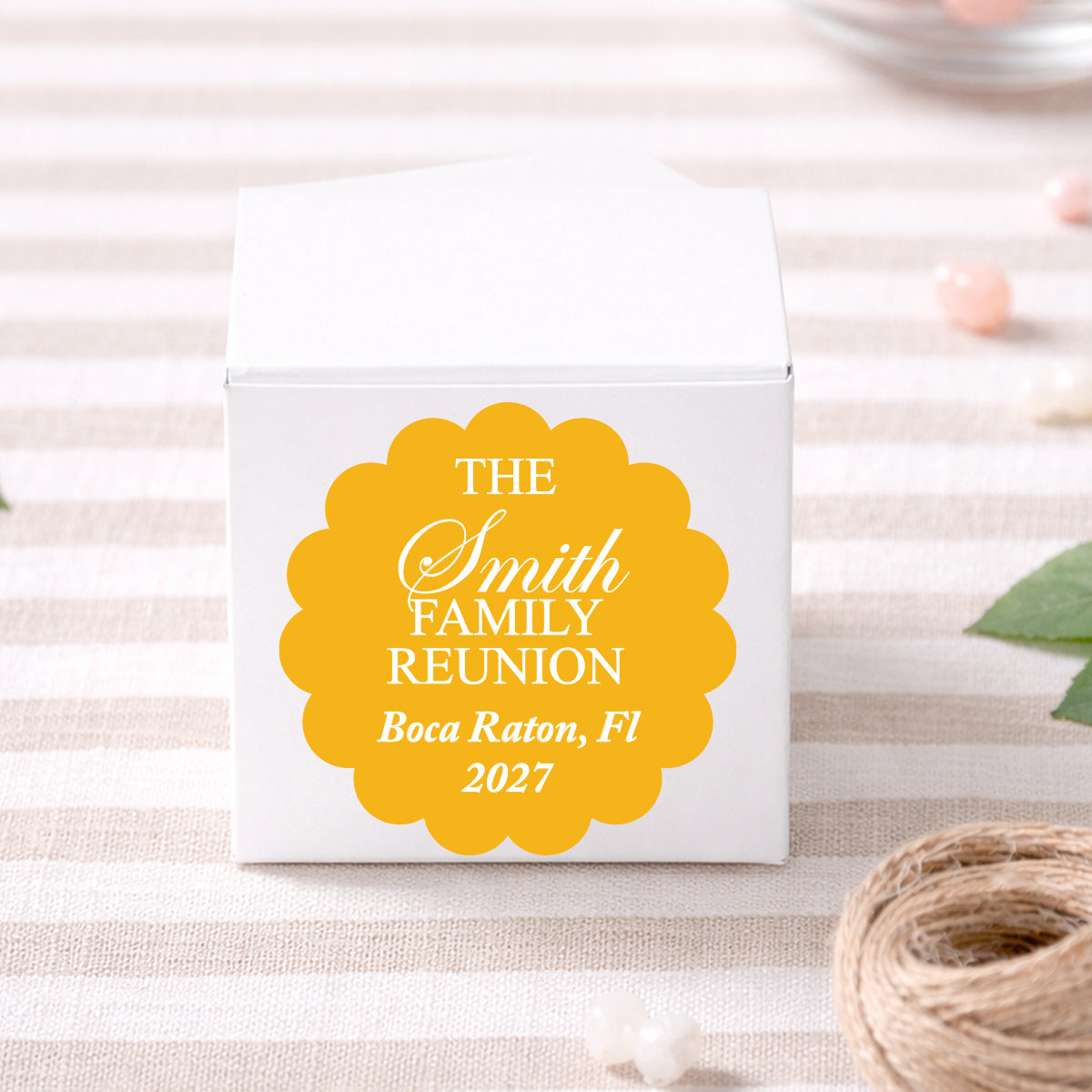 Family Reunion Personalized Scalloped Circle Labels (Set of 24)